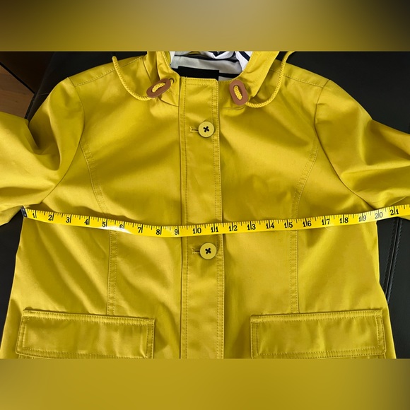 Talbots raincoat - Picture 9 of 9